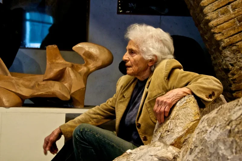 La fotografia rappresenta Ornella de Cataldo